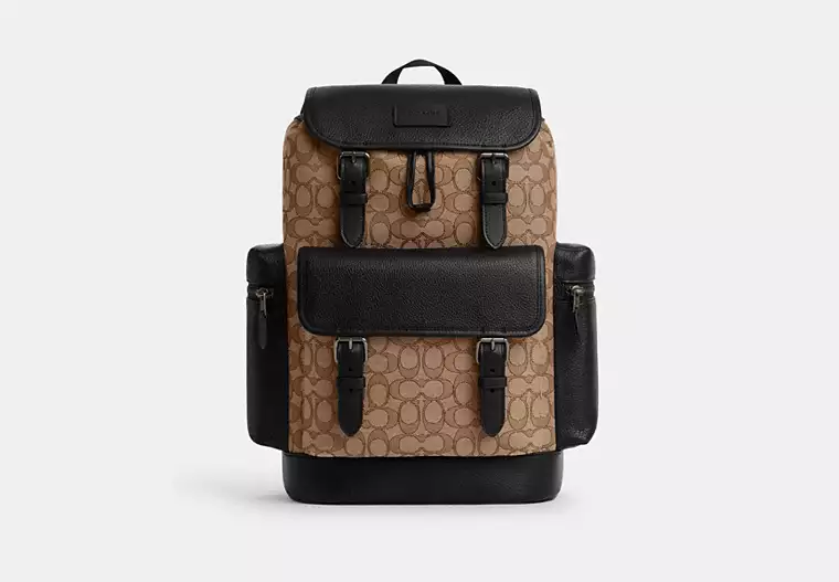 Travel Backpacks Ultimate Guide to Choosing Perfect Pack