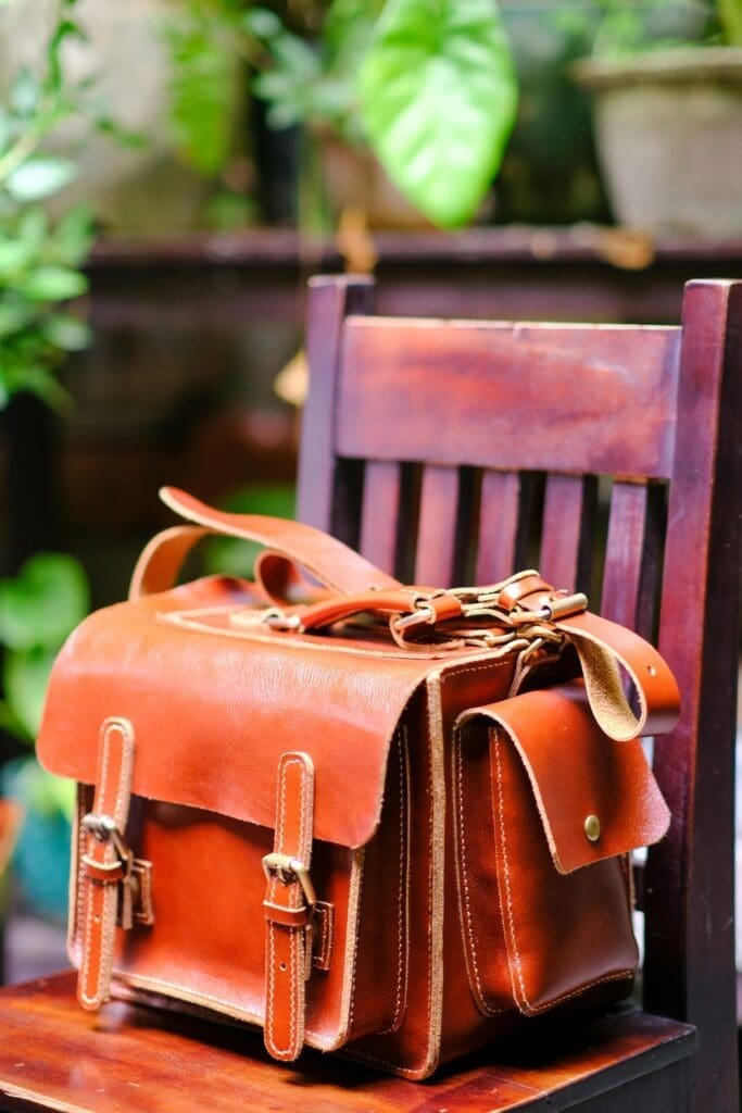 Complete Guide to Lucky Brand Handbags Complete Guide to Lucky Brand Handbags